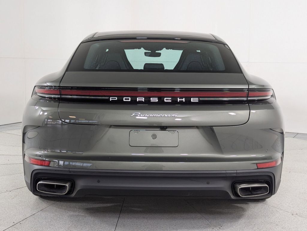 2026 Porsche Panamera 4 E-Hybrid - Photo 10