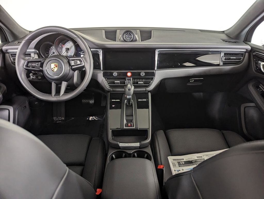 2026 Porsche Macan S - Photo 27