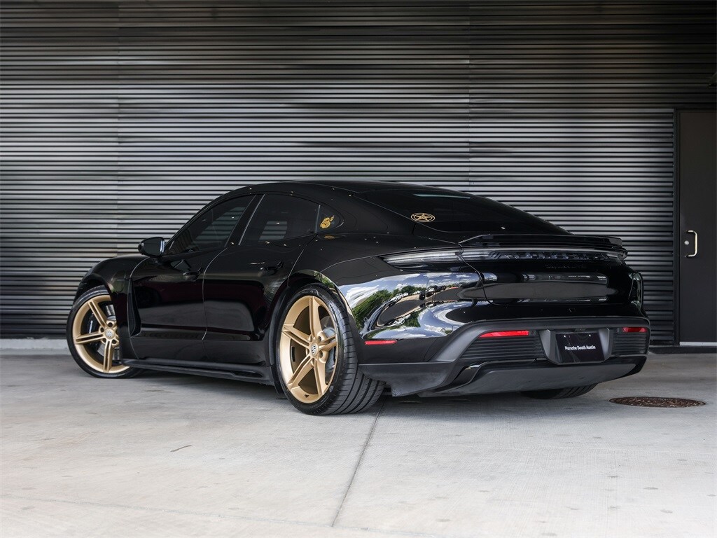2024 Porsche Taycan GTS photo 3