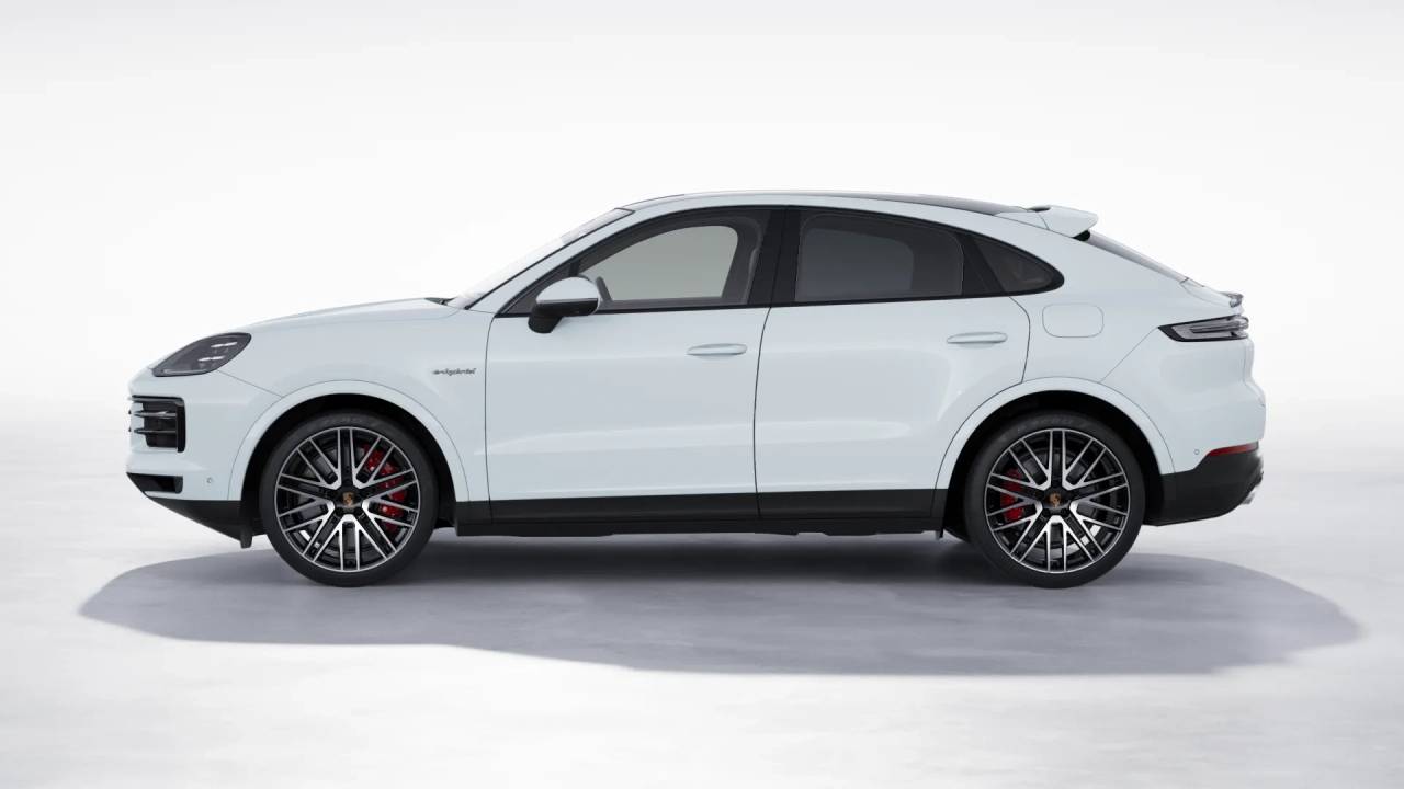 2026 Porsche Cayenne E-Hybrid Coupe S photo 2