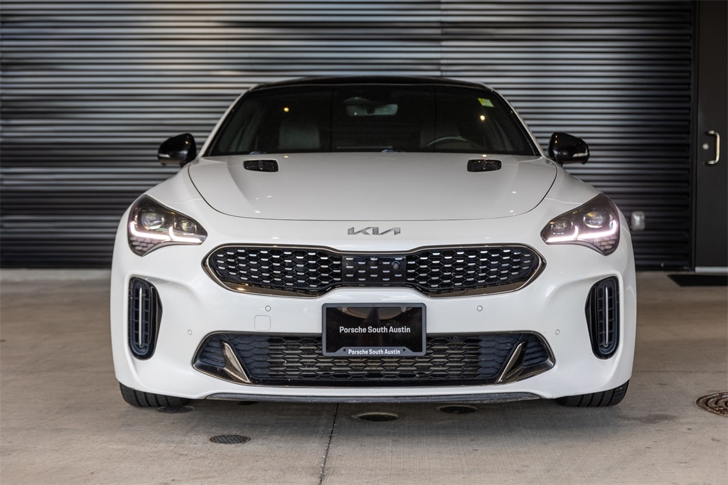 Used 2022 Kia Stinger GT2 with VIN KNAE55LC0N6105391 for sale in Austin, TX