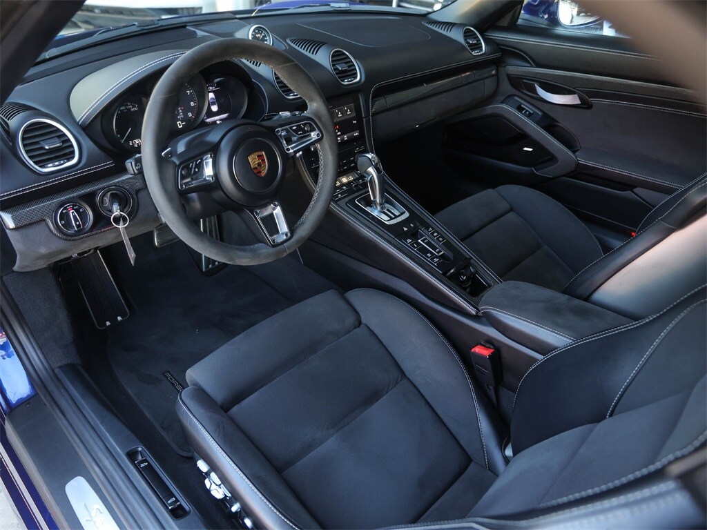 2023 Porsche Boxster Spyder Base photo 4