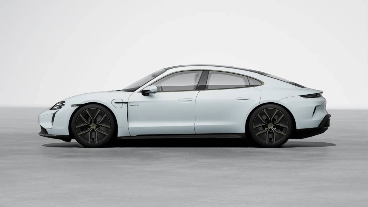 2026 Porsche Taycan Turbo S photo 2