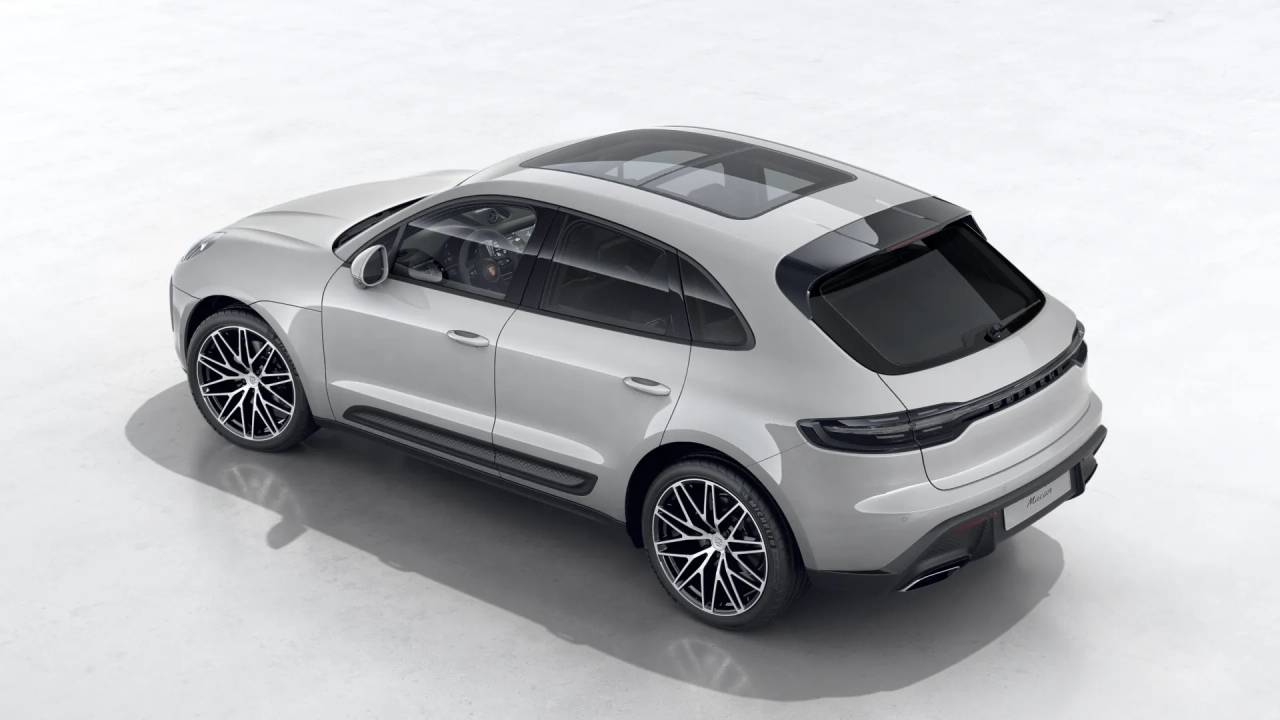 2026 Porsche Macan T photo 4