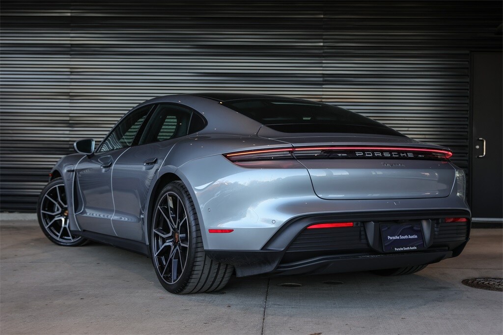 2025 Porsche Taycan S photo 3