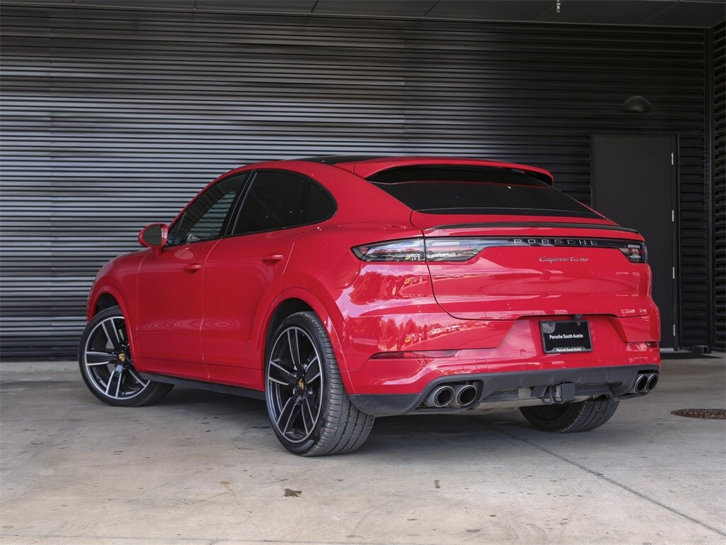 2023 Porsche Cayenne Coupe Turbo photo 3