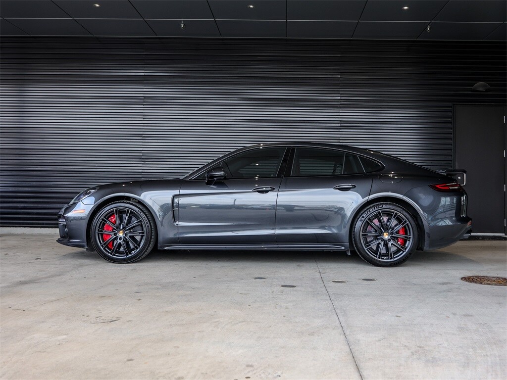 2018 Porsche Panamera E-Hybrid Turbo S photo 2