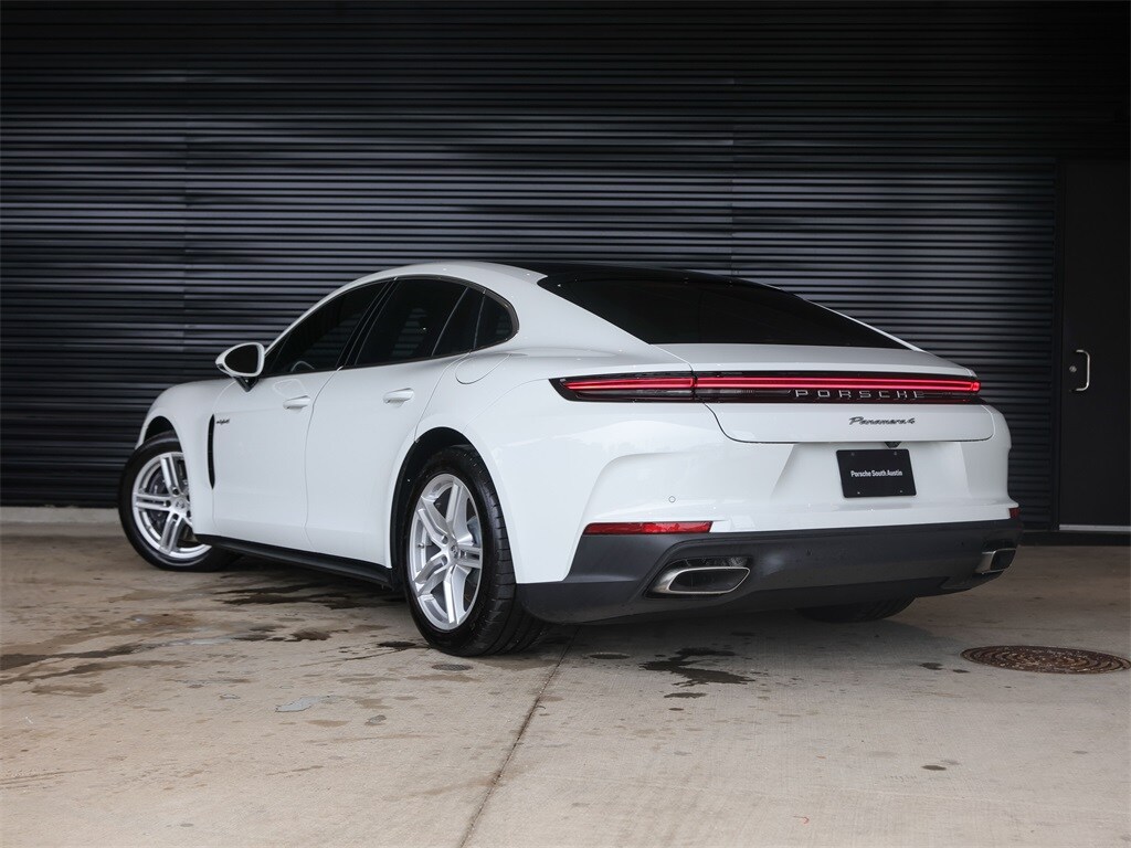2025 Porsche Panamera E-Hybrid 4 photo 3