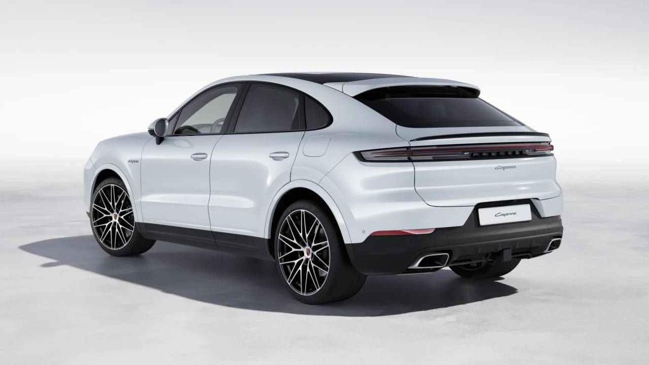 2026 Porsche Cayenne E-Hybrid Coupe photo 3