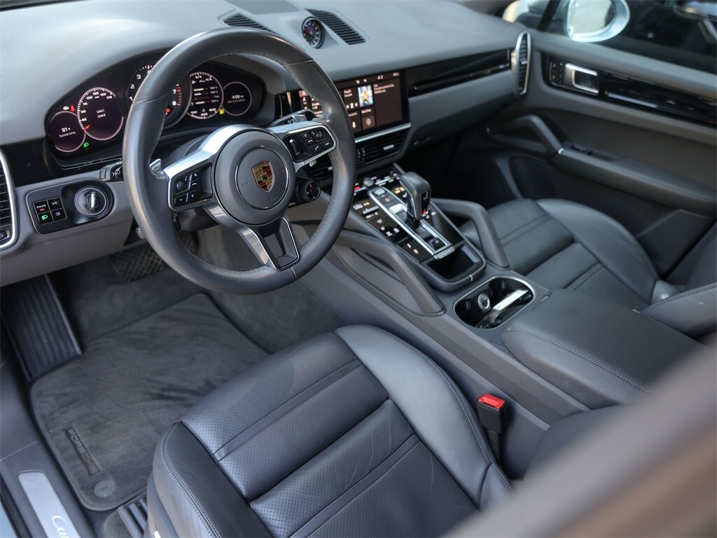 2021 Porsche Cayenne Coupe photo 4