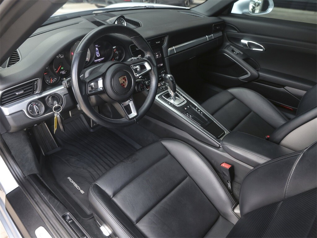 2017 Porsche 911 S photo 4