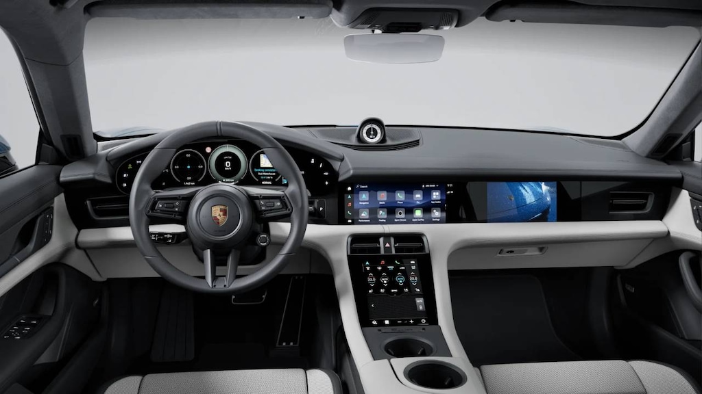 2026 Porsche Taycan GTS photo 9