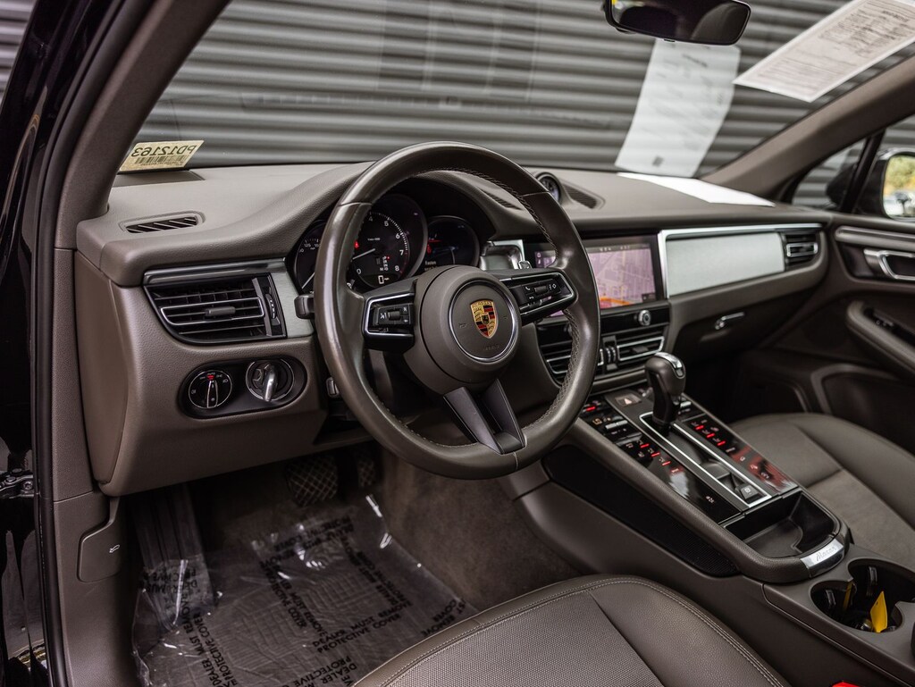 Certified 2023 Porsche Macan SUV