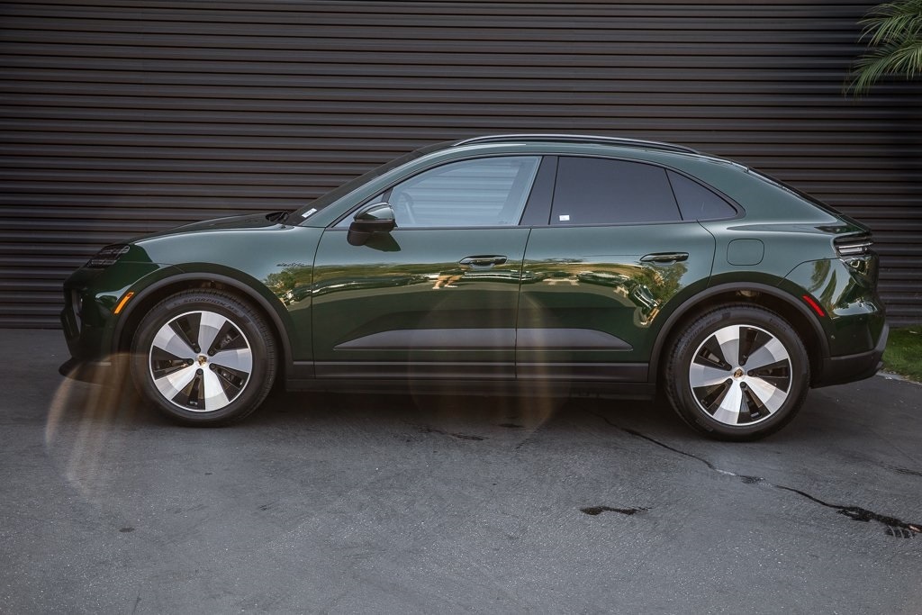 Certified 2024 Porsche Macan Base with VIN WP1AA2XA9RL003160 for sale in Hawthorne, CA