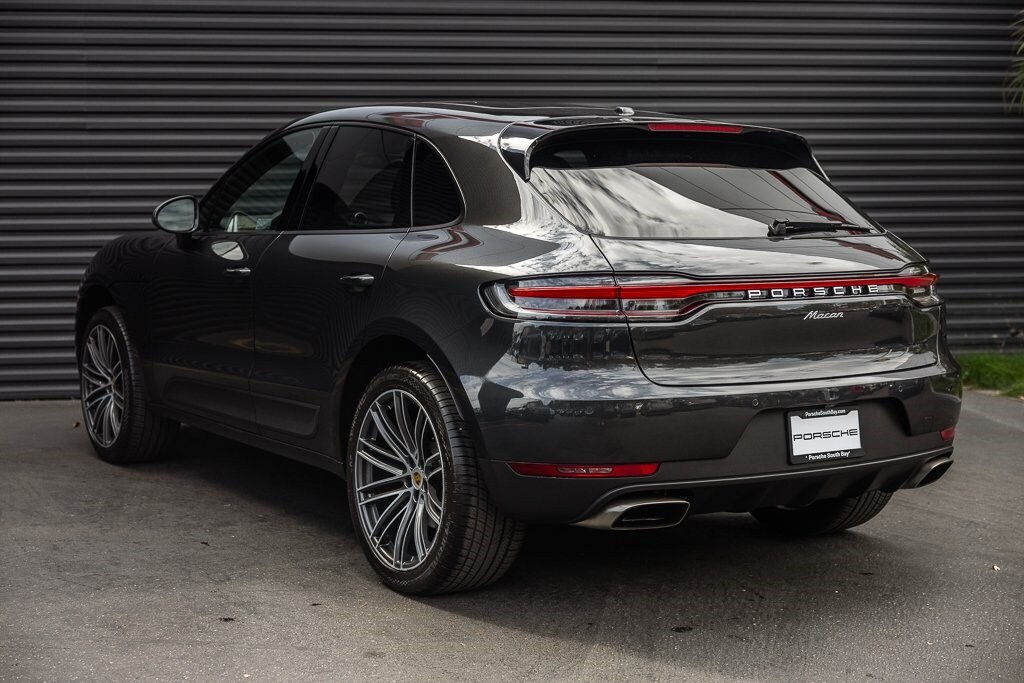 2020 Porsche Macan photo 3