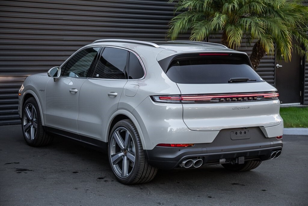 New 2026 Porsche Cayenne E-Hybrid S SUV