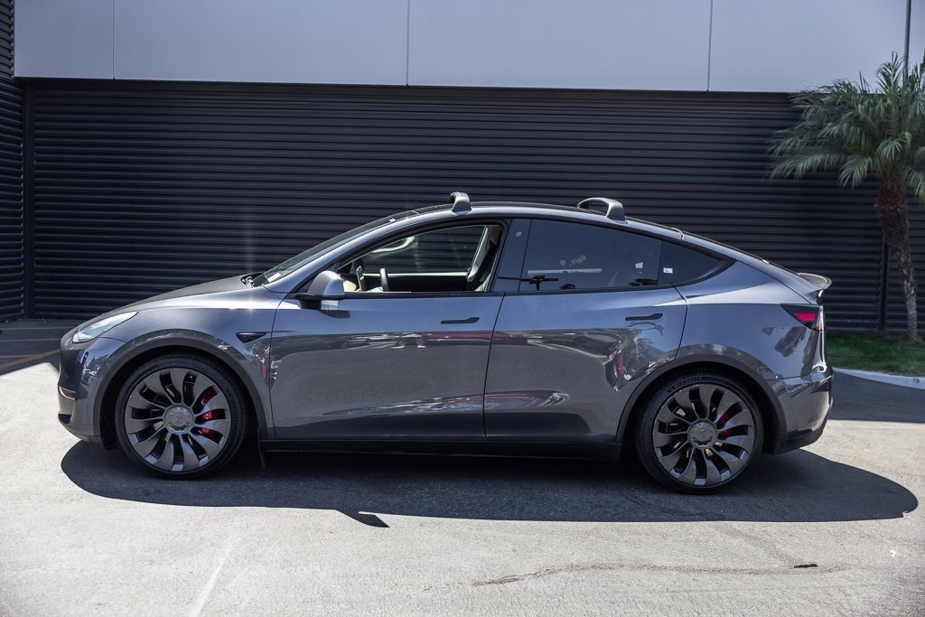 Used 2020 Tesla Model Y Performance with VIN 5YJYGDEF7LF005169 for sale in Hawthorne, CA