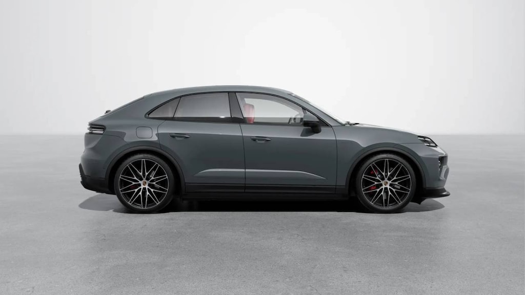 2025 Porsche Macan Electric photo 8
