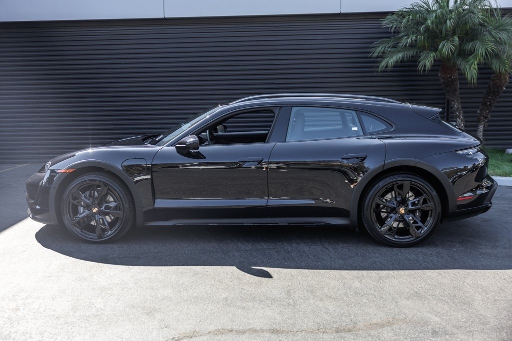 Certified 2024 Porsche Taycan Cross Turismo 4 Wagon