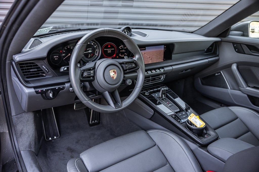 2024 Porsche 911 4S 4 GTS photo 4