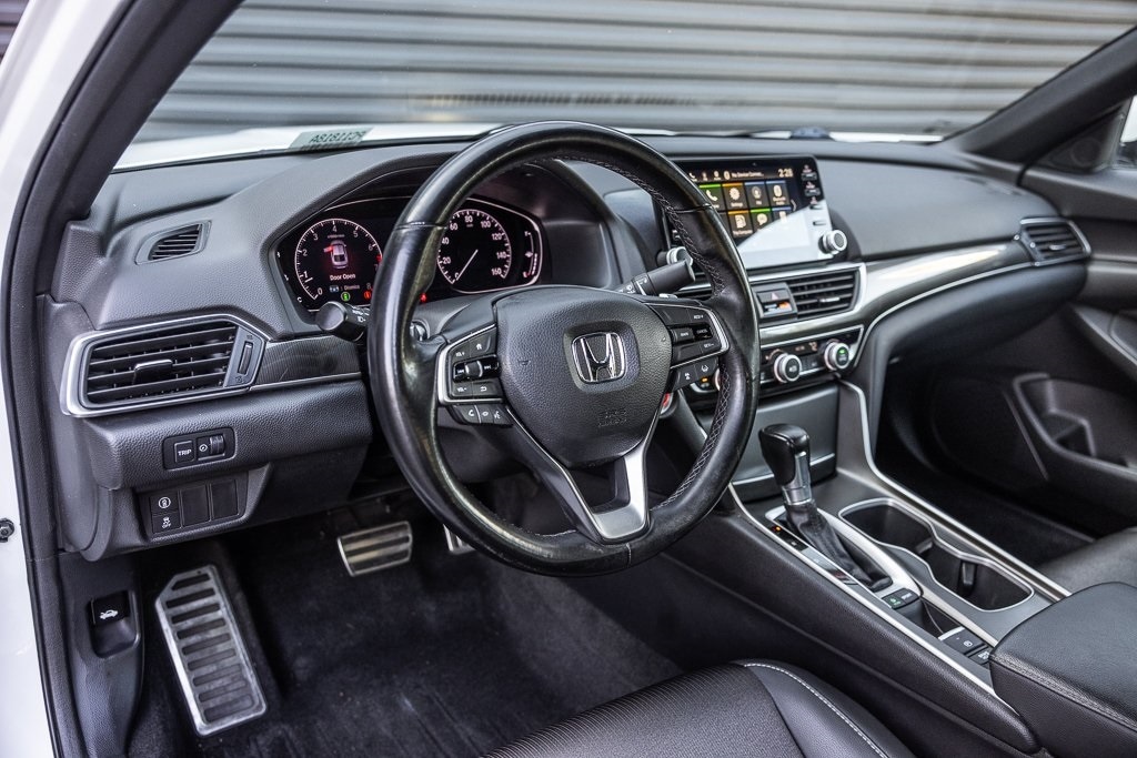 2018 Honda Accord Sport photo 4