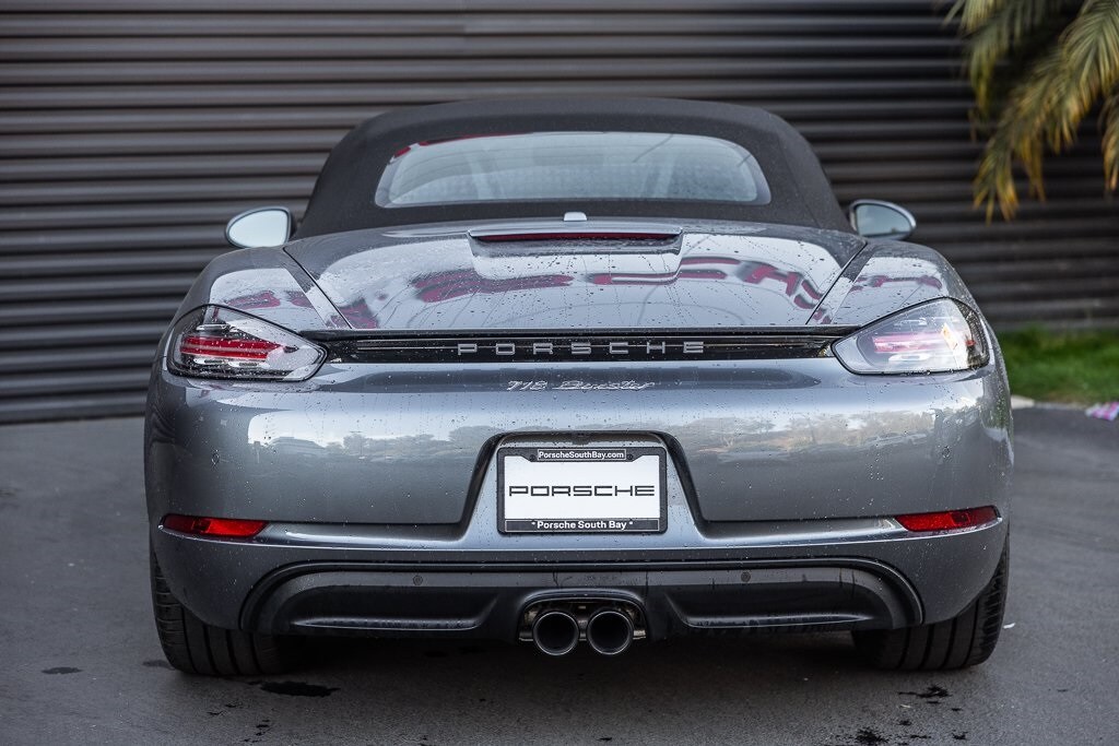 2025 Porsche Boxster photo 4