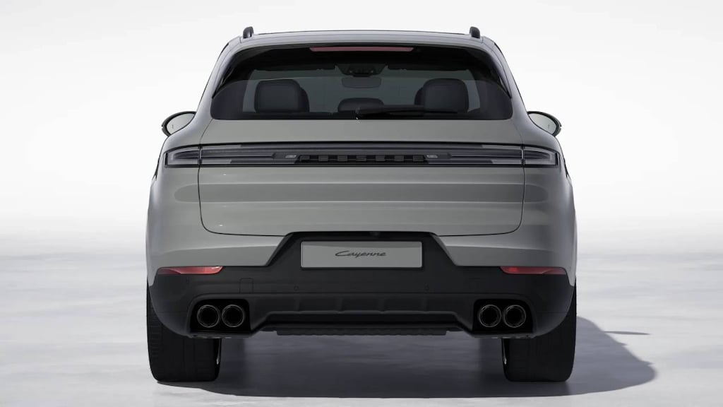 2026 Porsche Cayenne photo 8