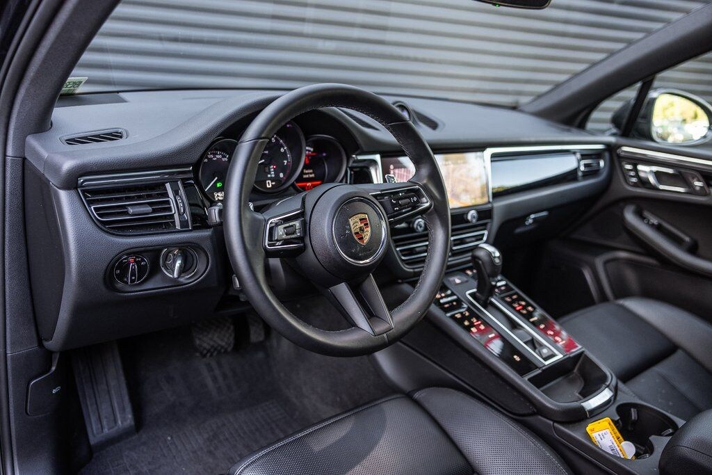 Certified 2025 Porsche Macan SUV
