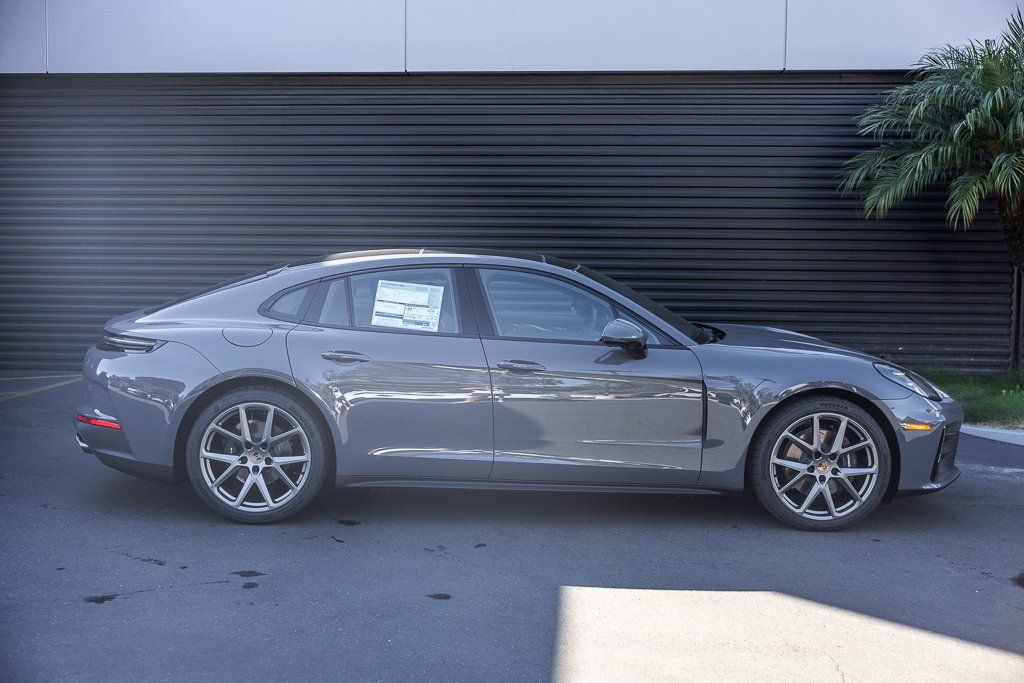 2026 Porsche Panamera Base - Photo 8