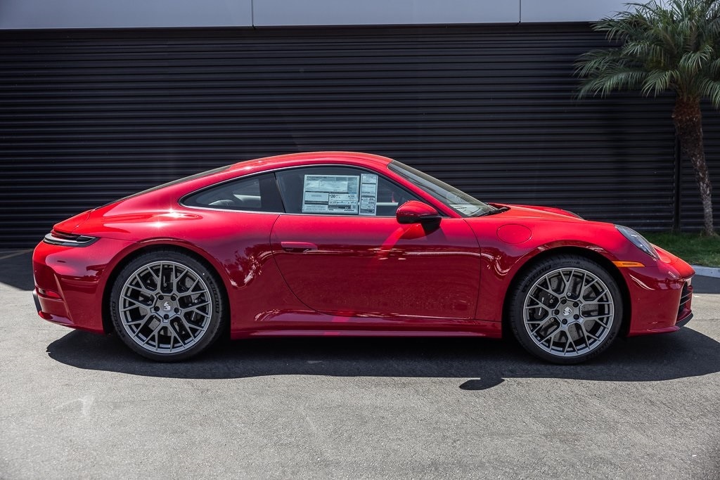 2025 Porsche 911 S photo 10