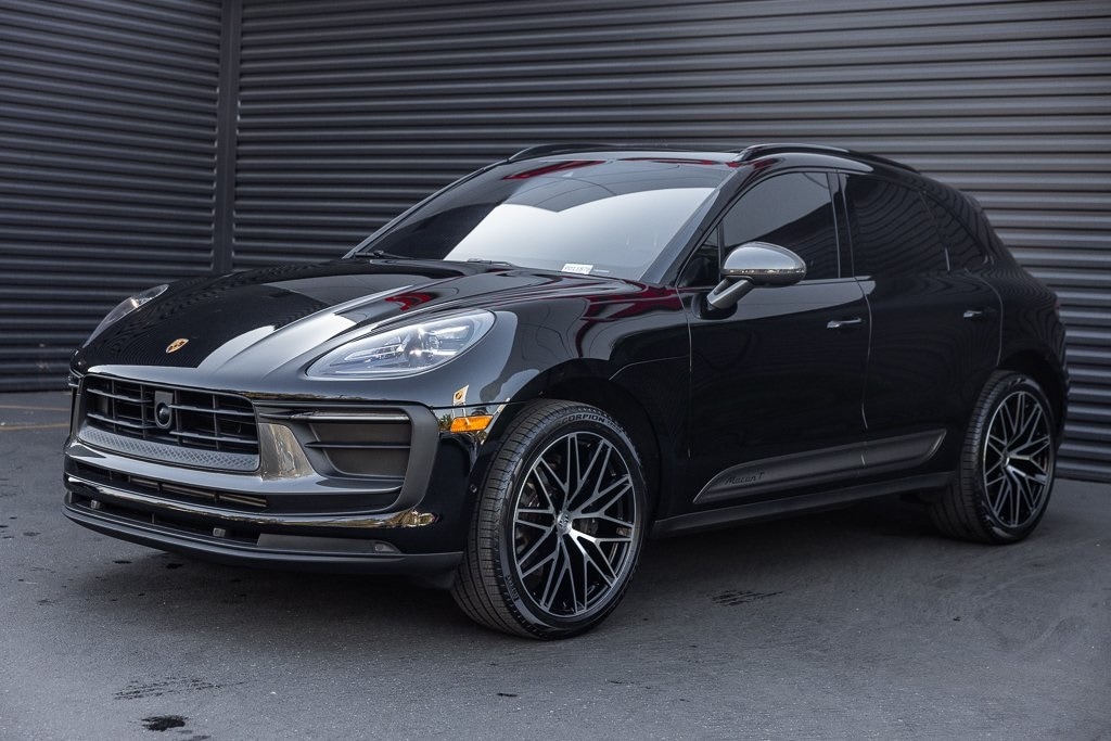 2024 Porsche Macan T