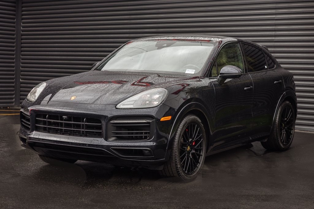 2022 Porsche Cayenne Coup GTS's photo