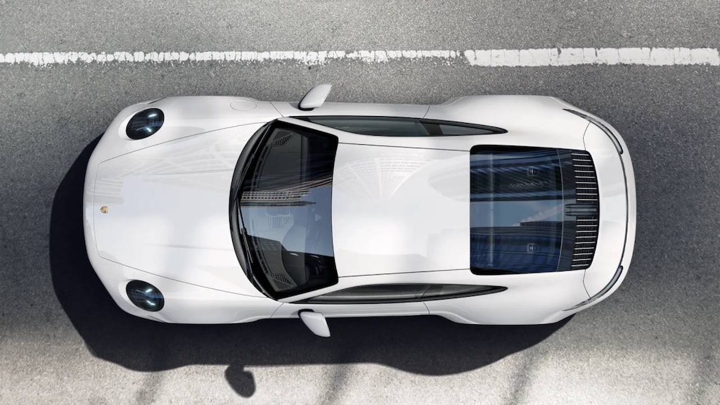2024 Porsche 911 GTS photo 4