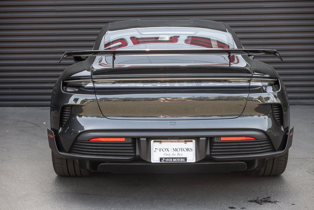2025 Porsche Taycan Turbo GT with Weissach Package - Photo 9