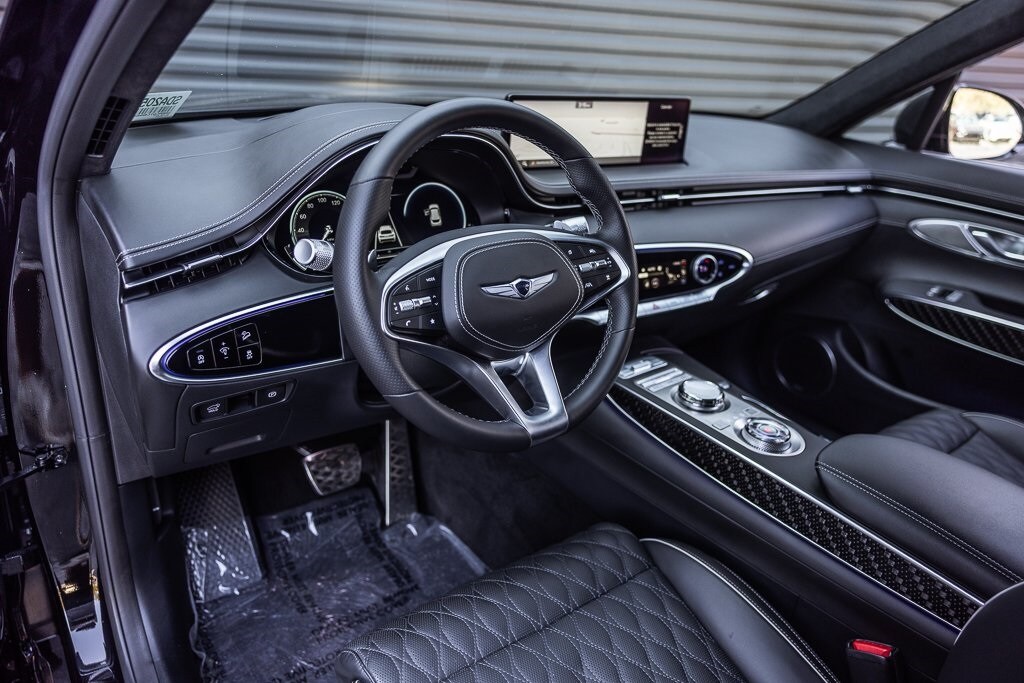 2024 Genesis GV70 3.5T Sport Prestige photo 4