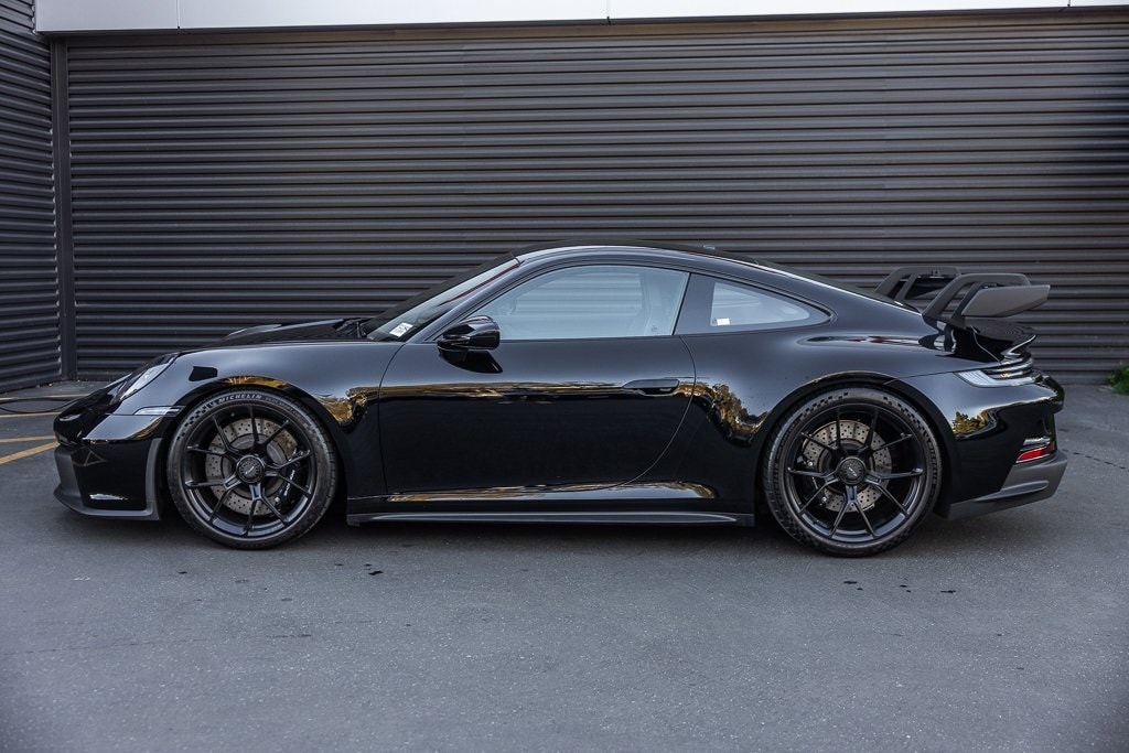2022 Porsche 911 GT3 photo 2