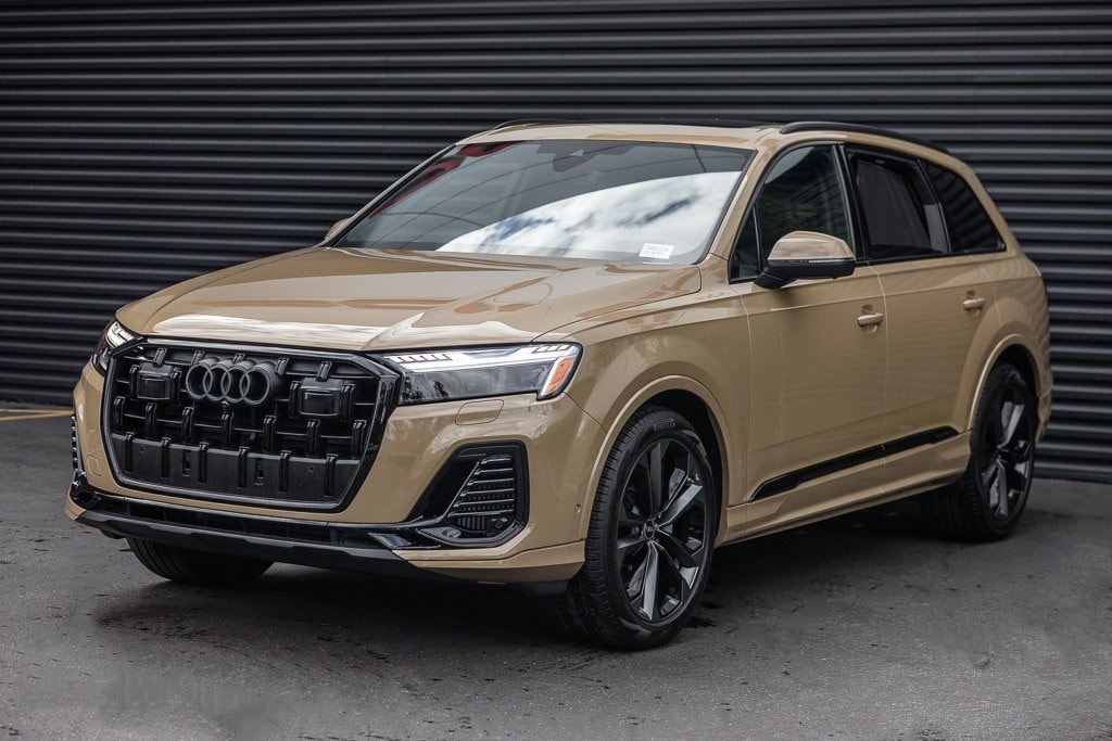 2025 Audi Q7 Prestige's photo