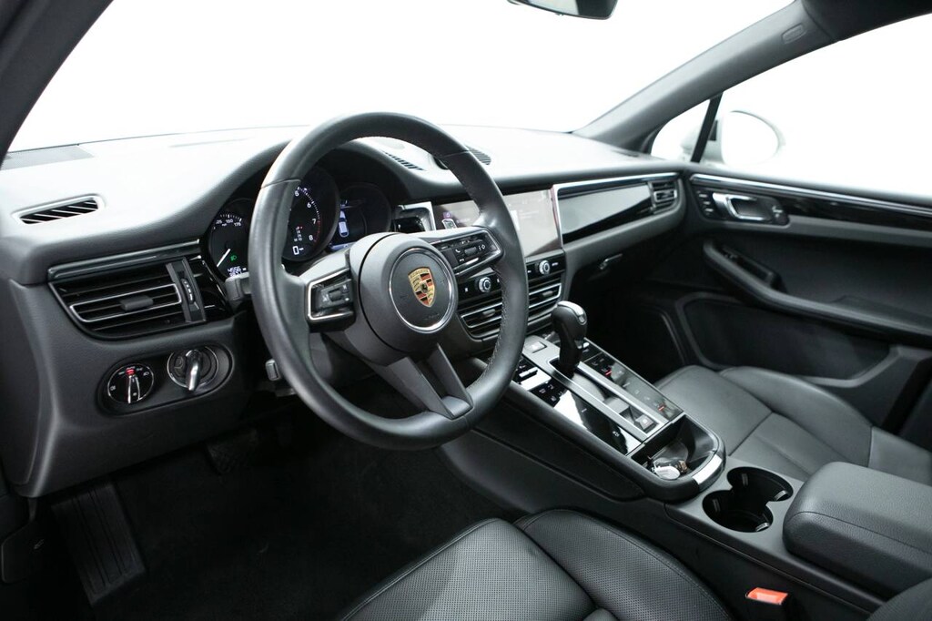 New 2026 Porsche Macan SUV