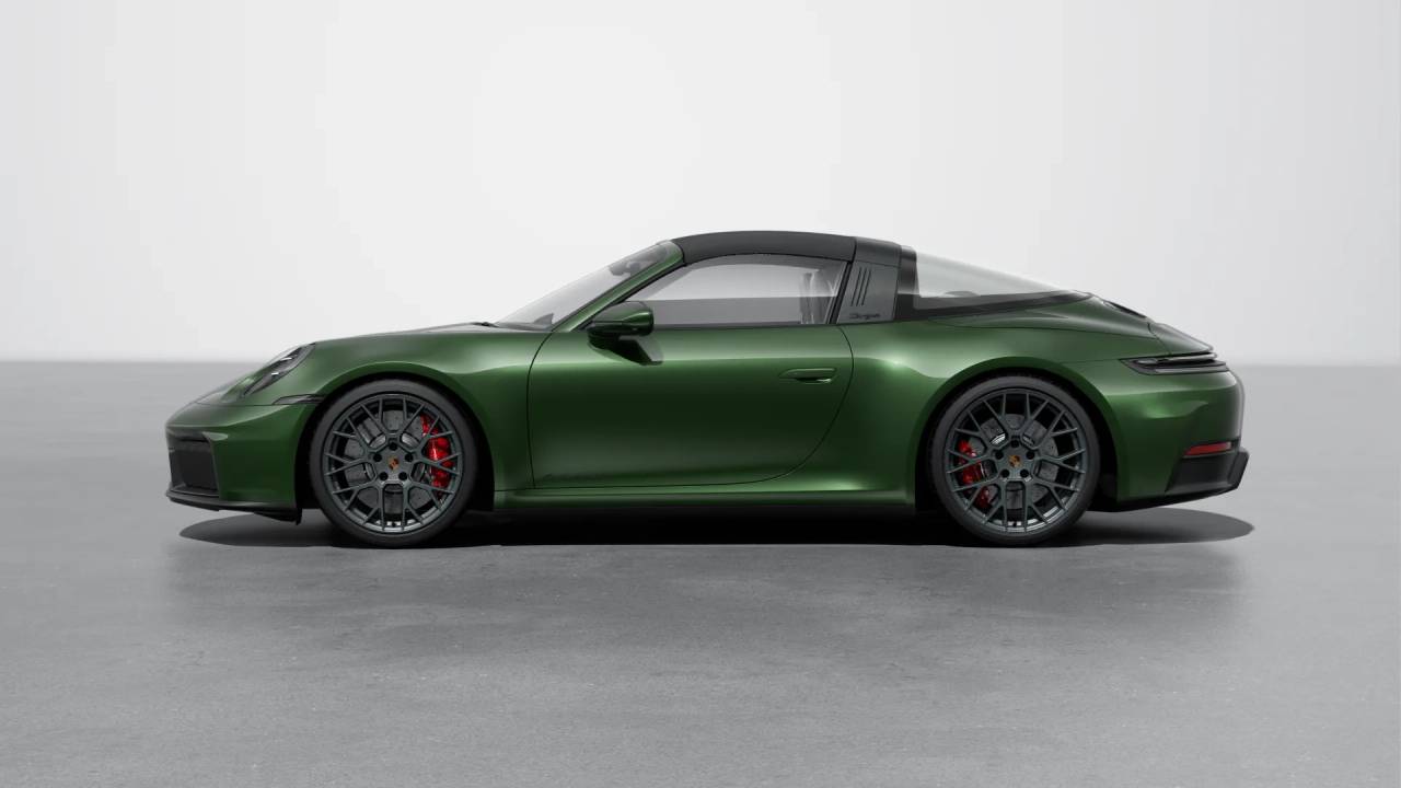 2026 Porsche 911 Targa 4 GTS photo 2