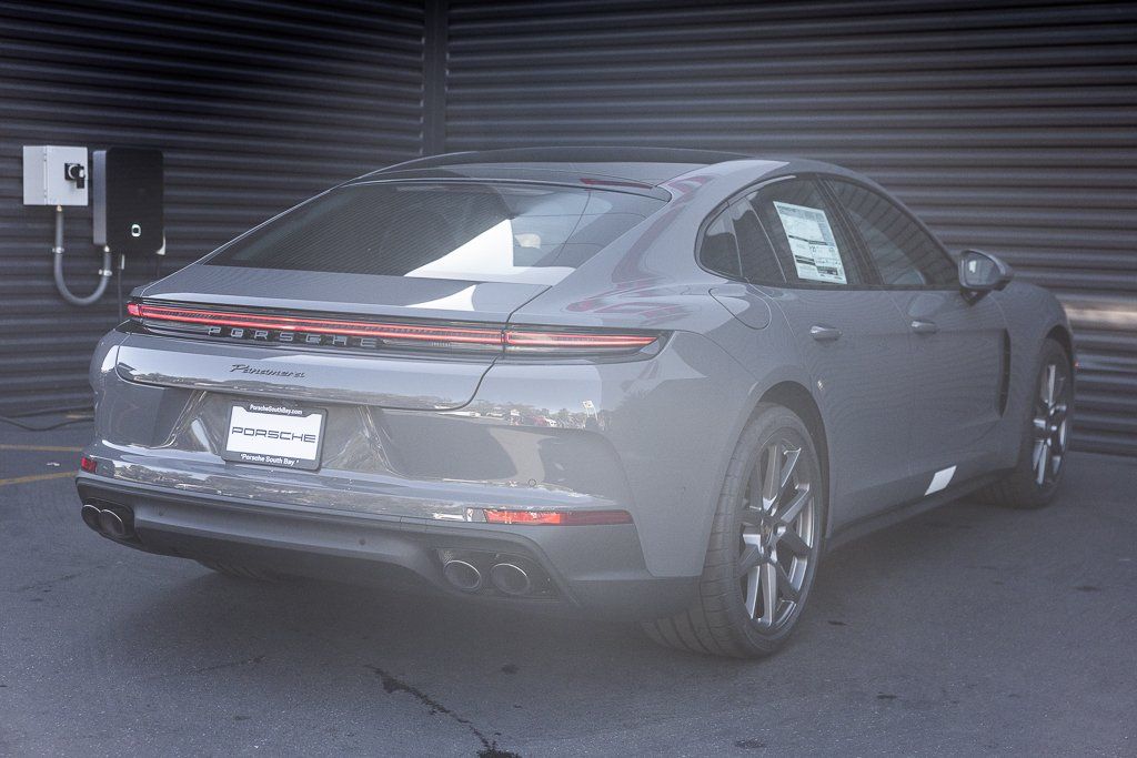 2026 Porsche Panamera Base - Photo 10