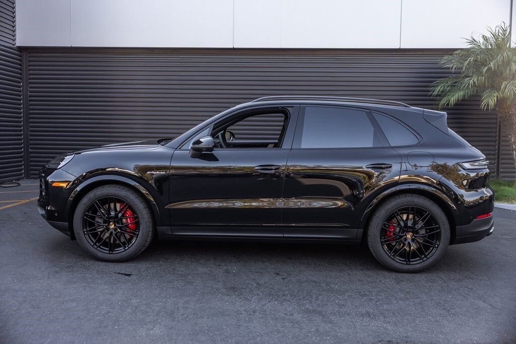 New 2026 Porsche Cayenne E-Hybrid S SUV