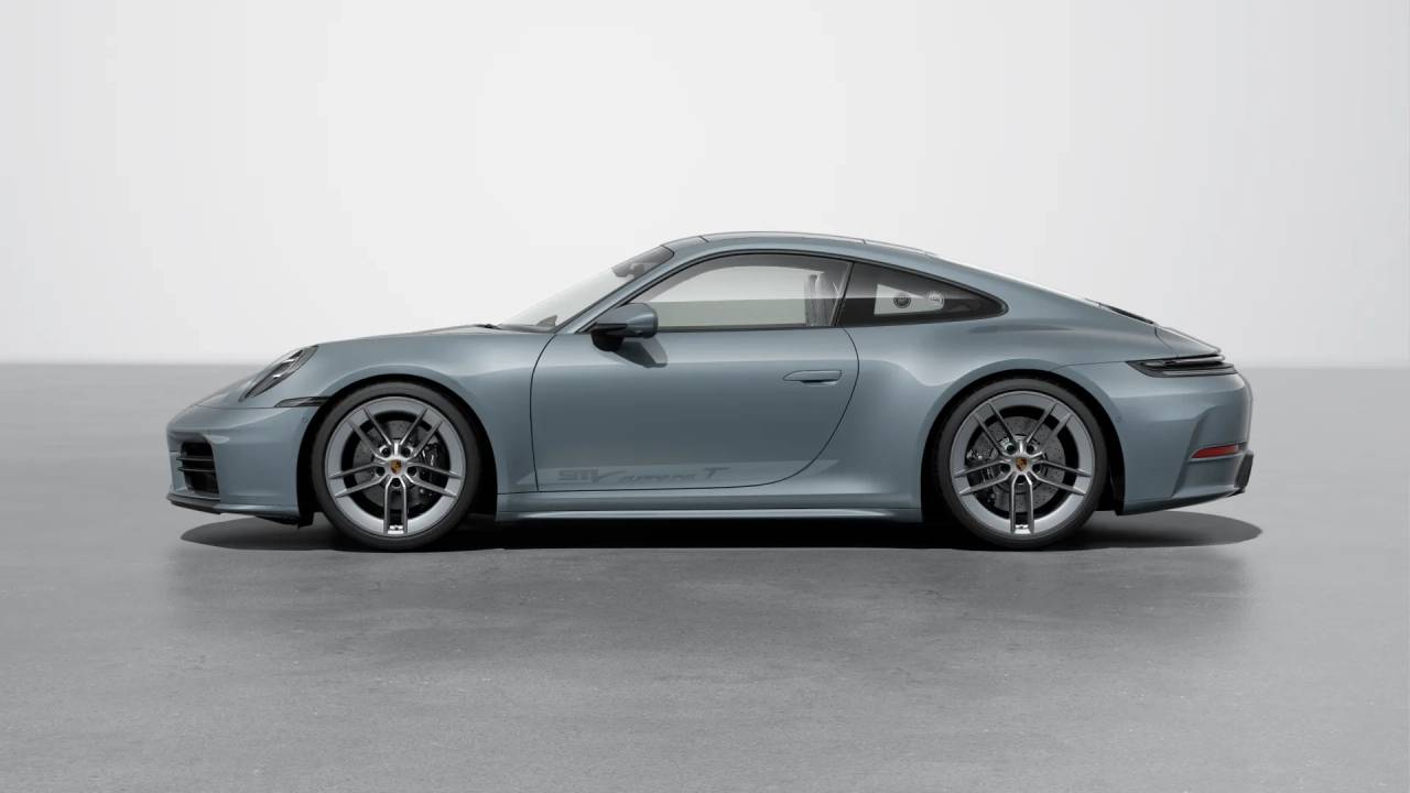 2025 Porsche 911 T photo 2