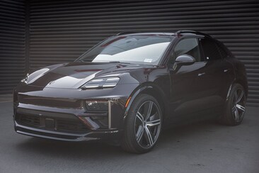 2024 Porsche Macan Electric Turbo SUV