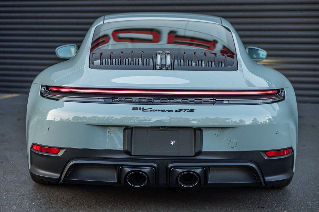 2026 Porsche 911 GTS - Photo 9