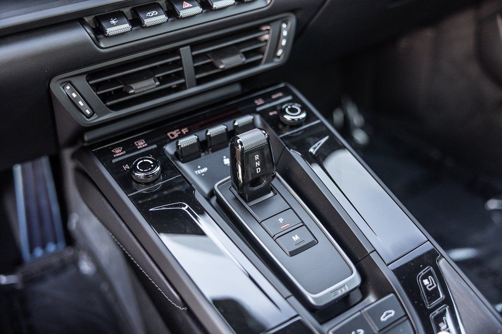 2026 Porsche 911 GTS - Photo 19