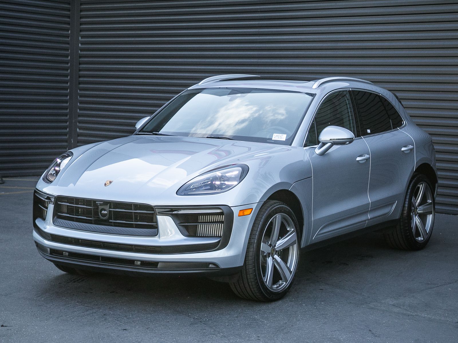 2026 Porsche Macan S's photo