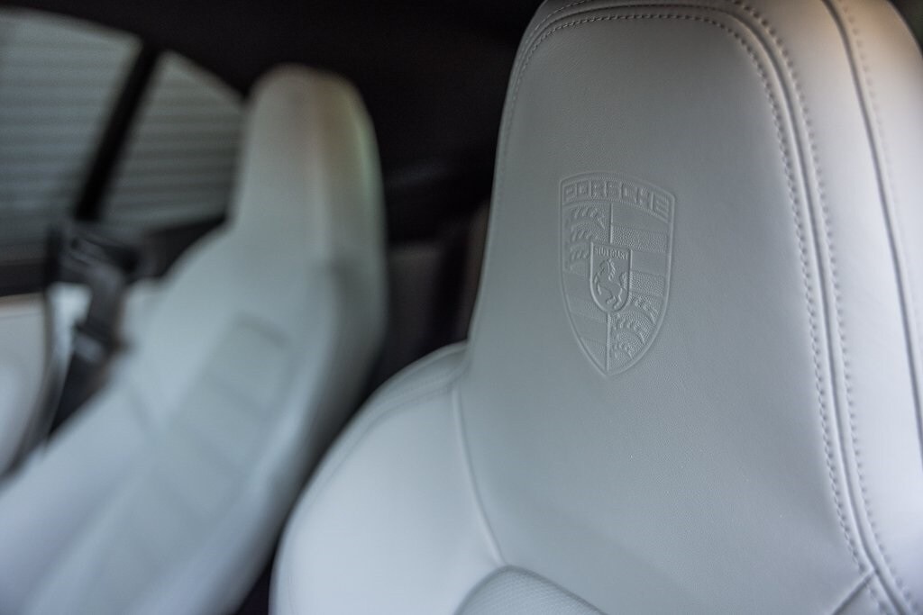 2024 Porsche 911 in Los Angeles, California - #PB11877