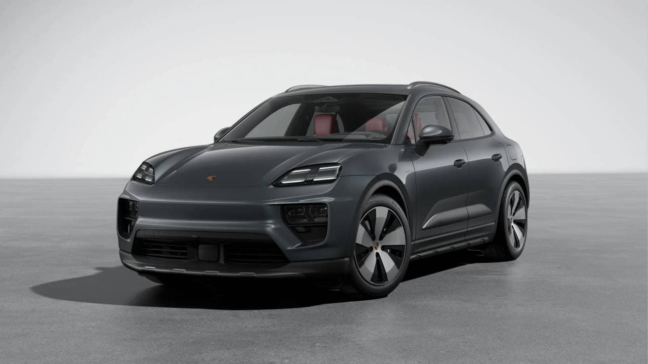 2025 Porsche Macan Base
