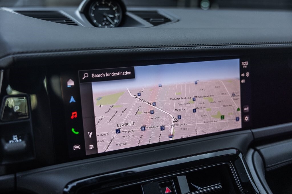 2025 Porsche Panamera GTS photo 19
