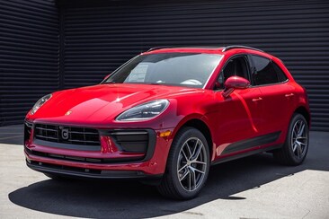 2025 Porsche Macan SUV